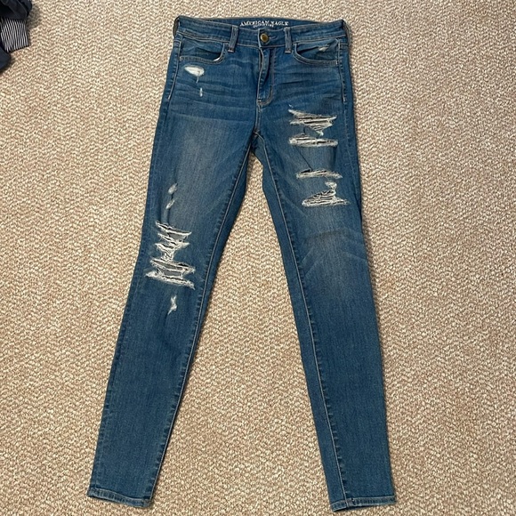 American Eagle Super Stretch Distressed Skinny Jeans - Size 6 Long - Picture 1 of 4